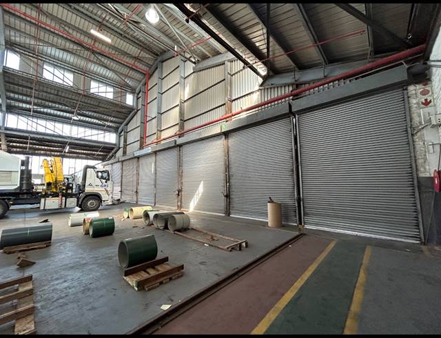 2,480M² WAREHOUSE TO LET IN EPPING INDUSTRIAL